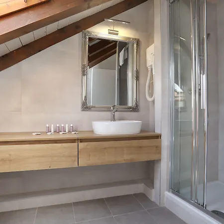 Bed and Breakfast Carrara 3*