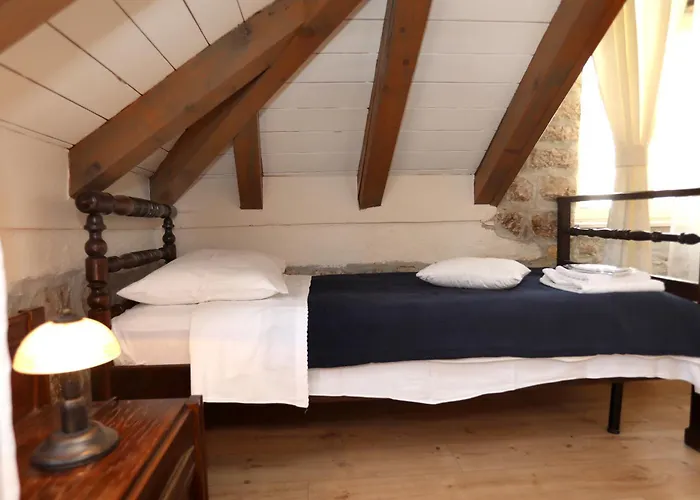 Carrara Bed & Breakfast