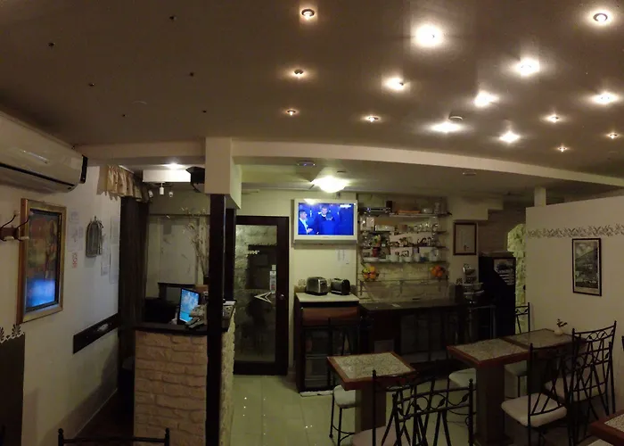 Carrara Bed & Breakfast