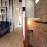 Carrara Bed & Breakfast 3*