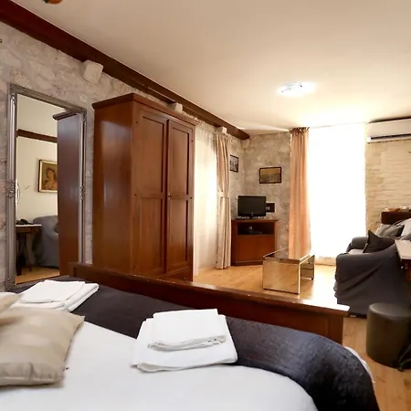 Bed & Breakfast Carrara 3*