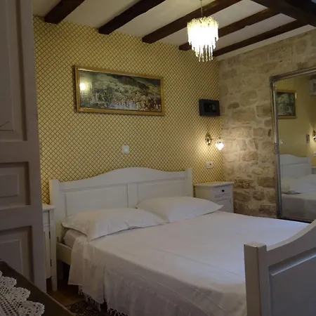 Bed & Breakfast Carrara Traù