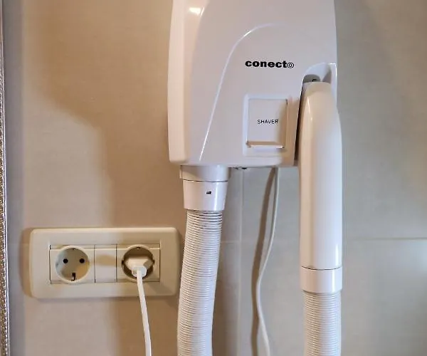 Carrara تروغير