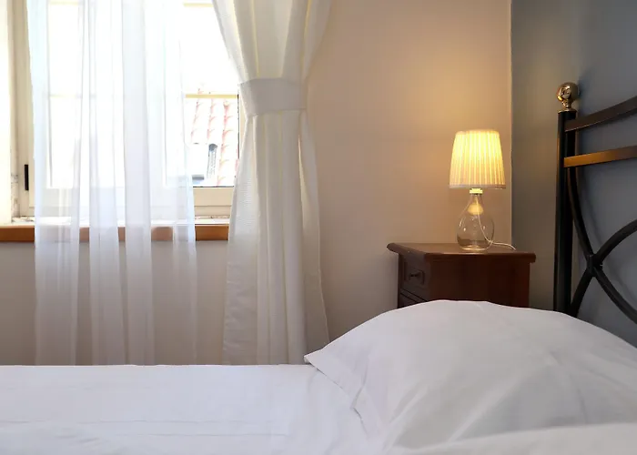 Carrara فندق مبيت وإفطار تروغير