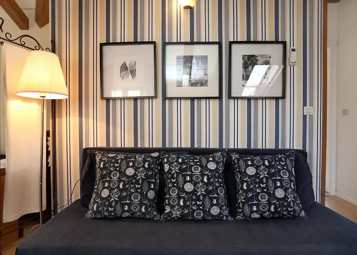 Carrara تروغير