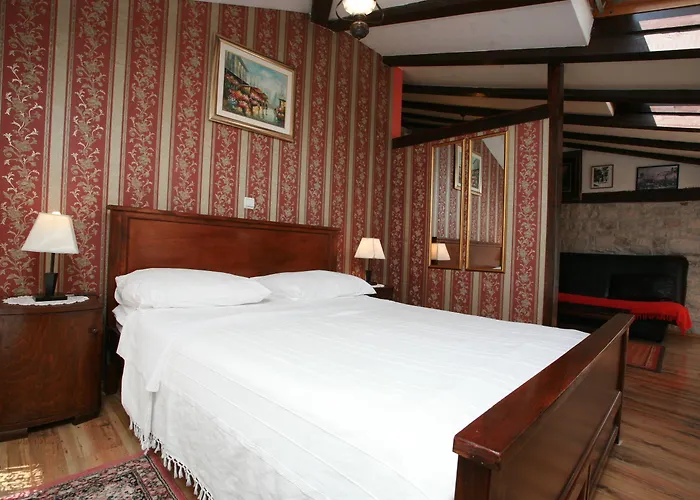 Carrara فندق مبيت وإفطار 3*