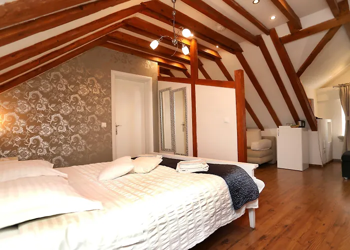 Carrara Nocleg ze śniadaniem Trogir