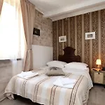 Carrara 3* Трогір