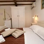 Carrara Готель типу 