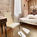 Carrara 3* Трогір