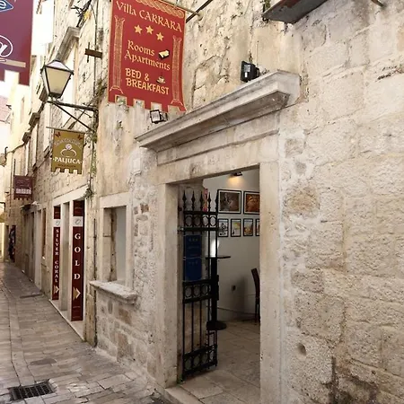 Carrara krevet i doručak