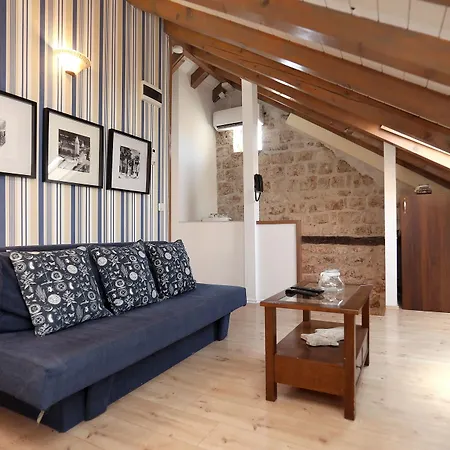 Bed and Breakfast Carrara 3*