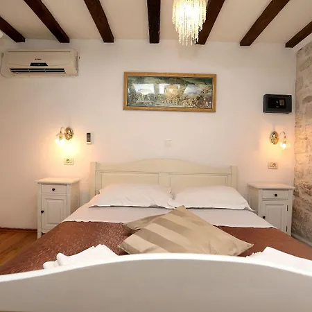 krevet i doručak Carrara